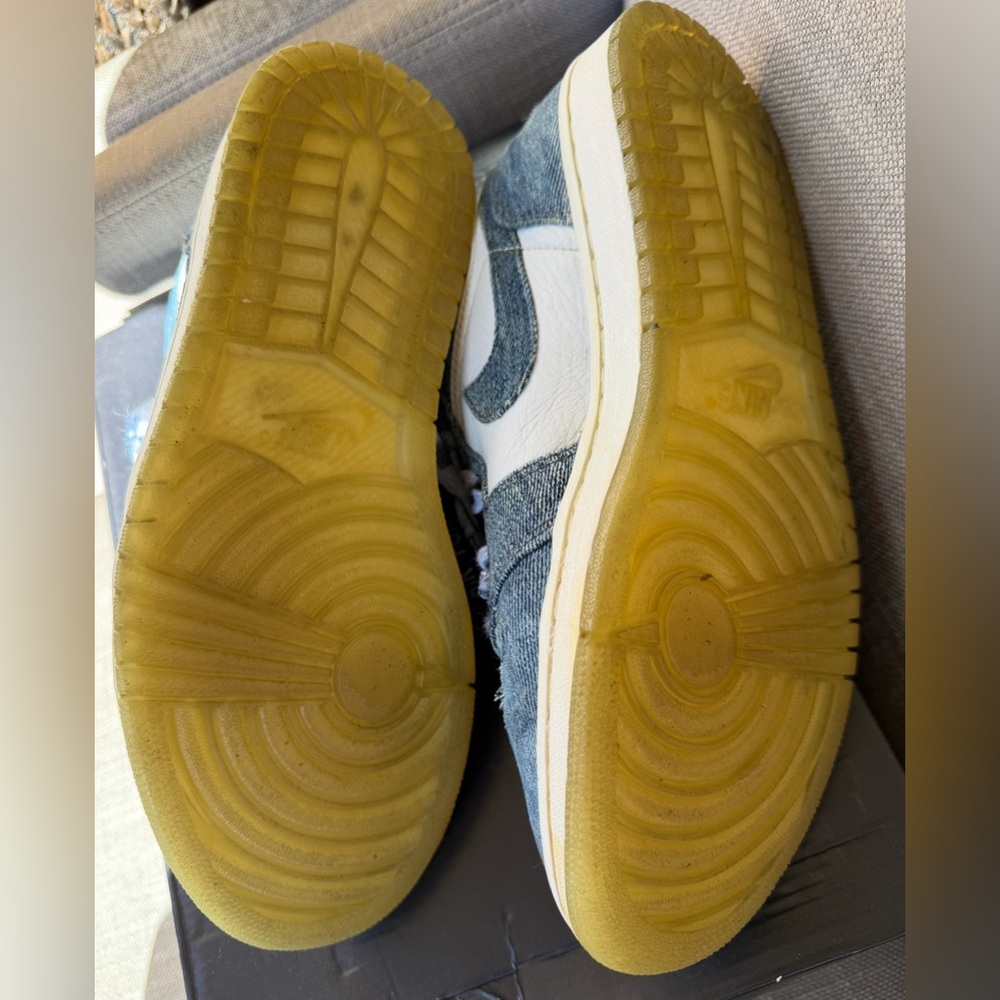 NIKE Air Jordan 1 Retro Low Denim sneakers - Picture 8 of 13